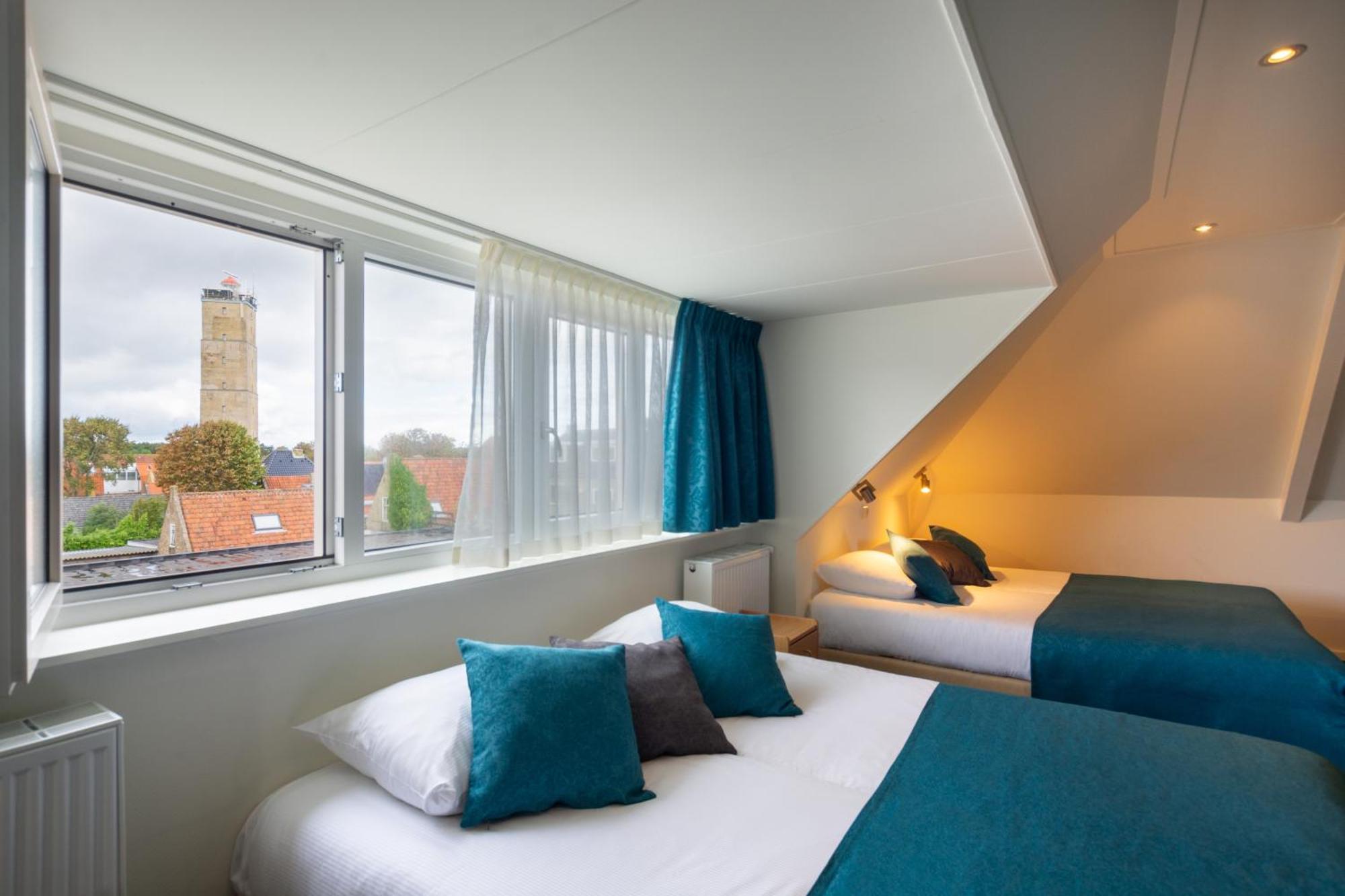 Hotel Oepkes West-Terschelling Exterior photo