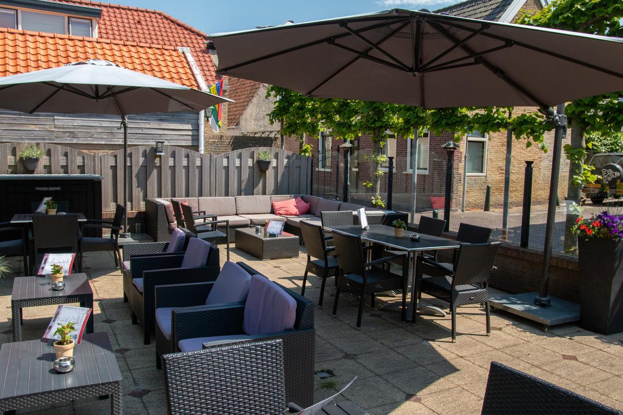 Hotel Oepkes West-Terschelling Exterior photo